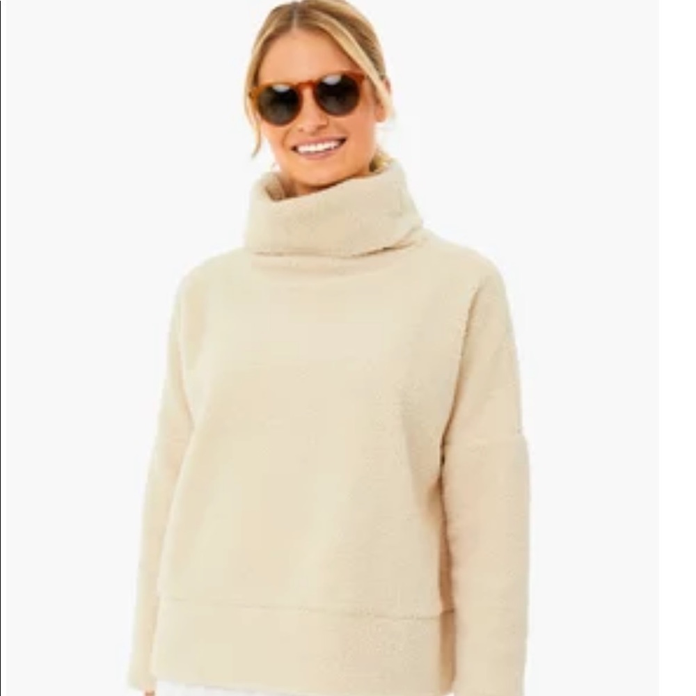 Tuckernuck tan teddy Rollins pullover. brand new